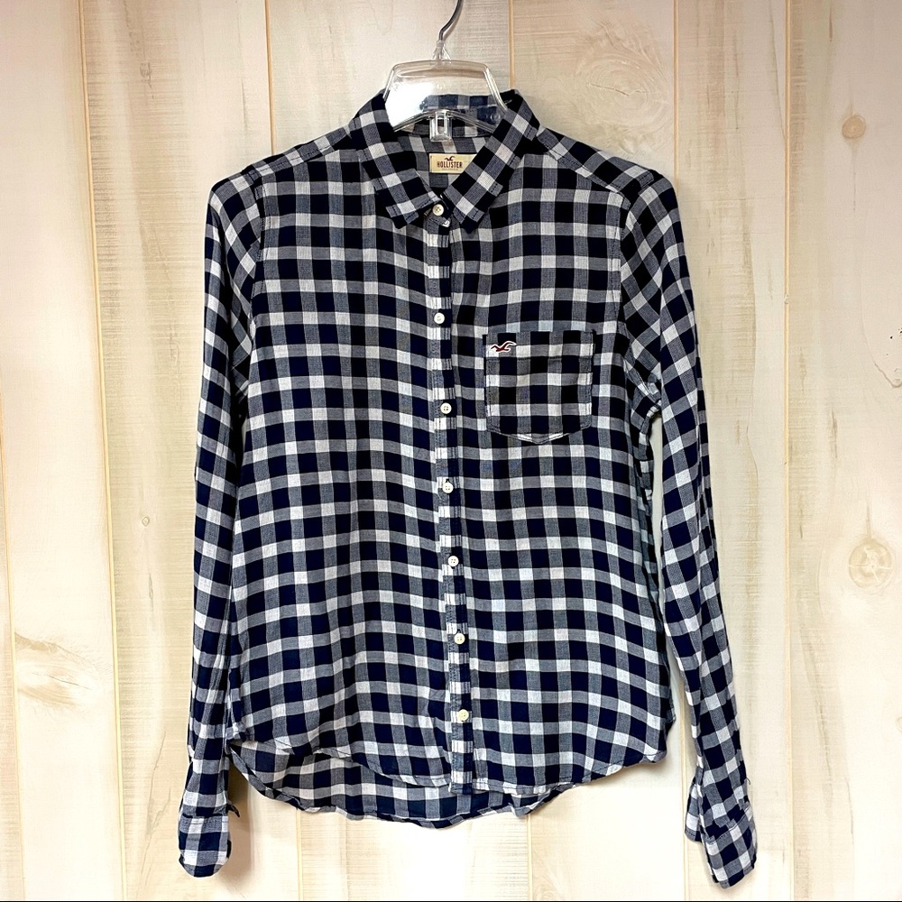 NWT Hollister Blue and White Check Plaid Button Down Shirt Sz M - Picture 1 of 5